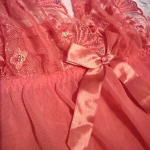 Elegant Pink Lace Chemise